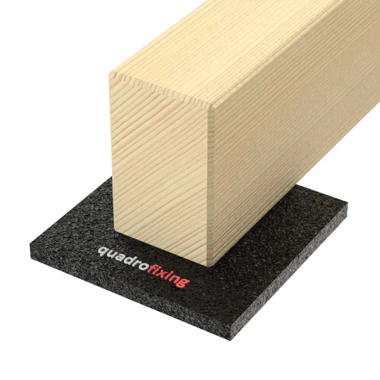 Drewniany legar tarasowy na podkładce gumowej QUADRO PAD